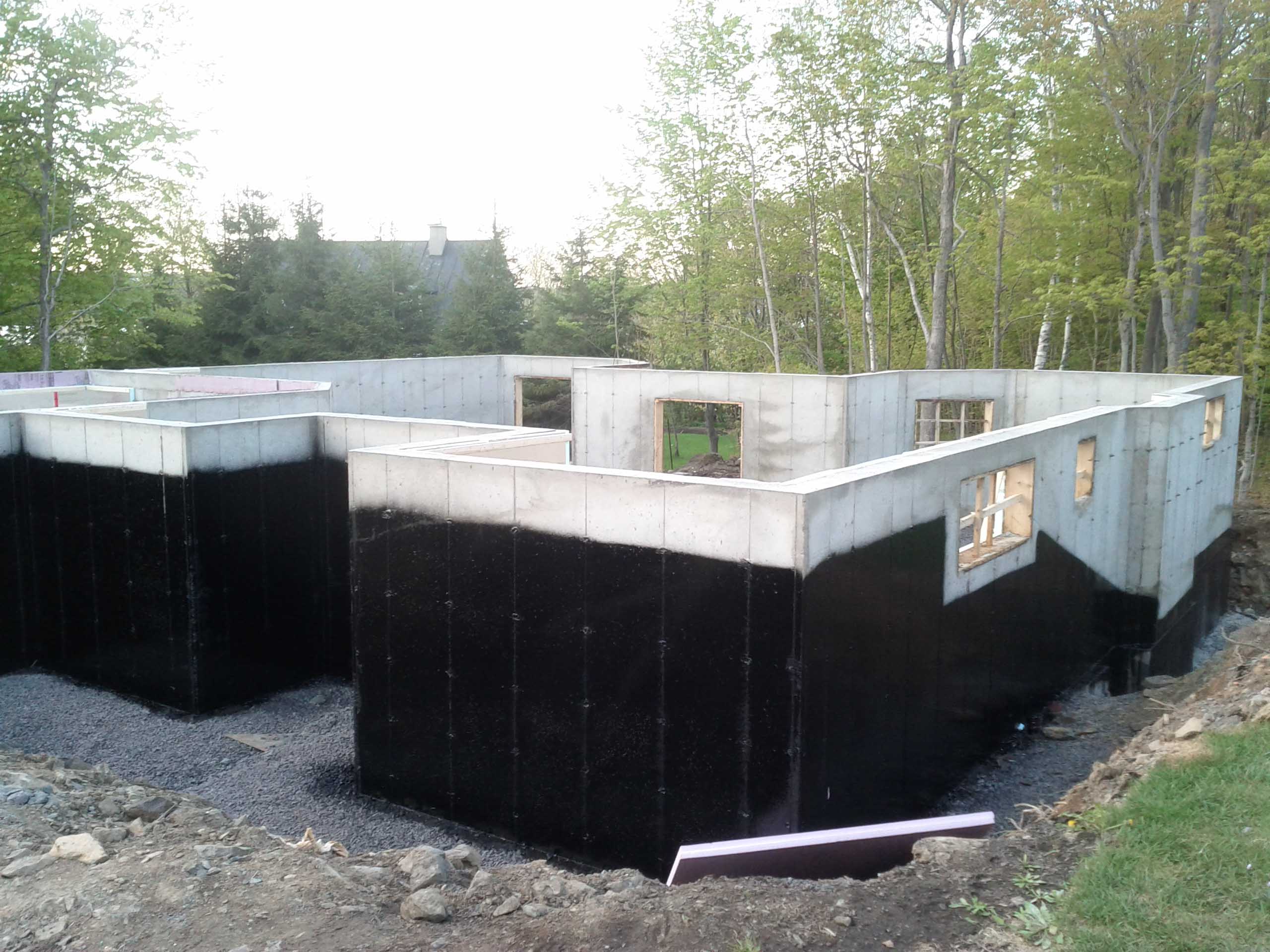 Service d'entrepreneur en coffrage de béton, coffrage isolant ou isolé, coffrage structurale, coffrage dalle, coffrage mur, coffrage escalier ... dans Laurentides - Les Fondations Laurentides